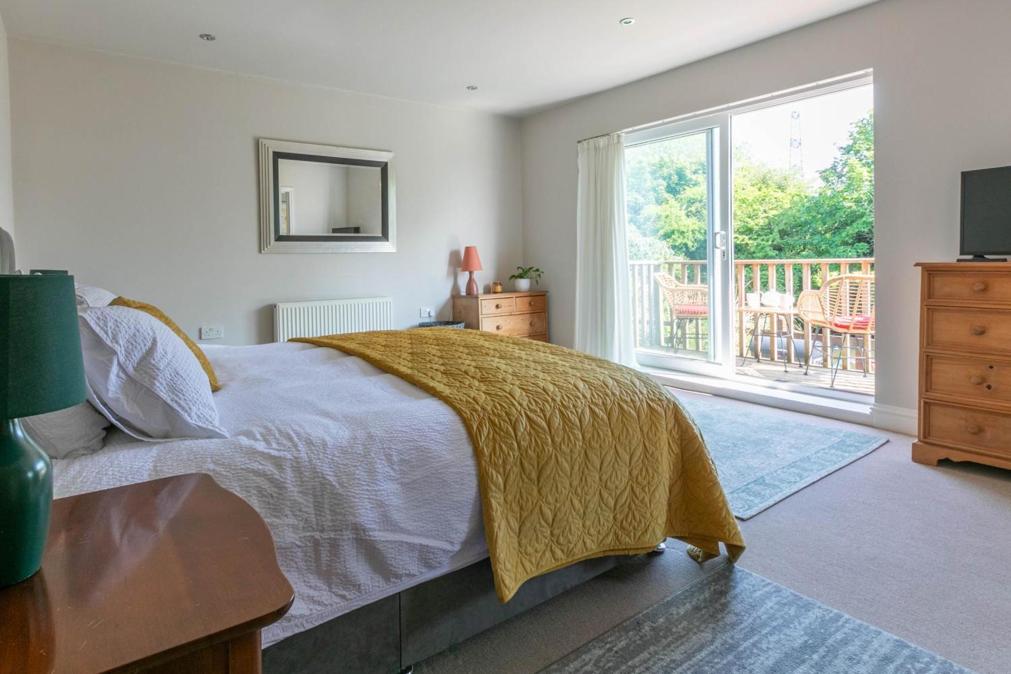 Riverside Escape Iden Rye Villa Exterior photo